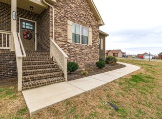 202 Hollow Tree Cir, Castalian Springs, TN 37031