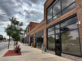 1614 Cuming St #101, Omaha, NE 68102