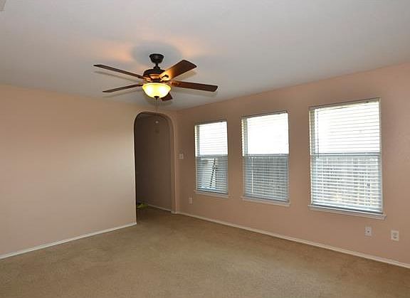 3rd image of 3210 Etheredge Dr