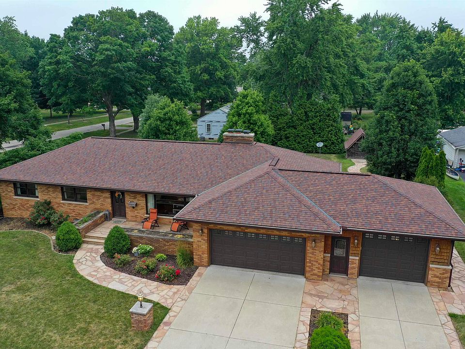 103 E Park Ave, Deer Creek, IL 61733 Zillow