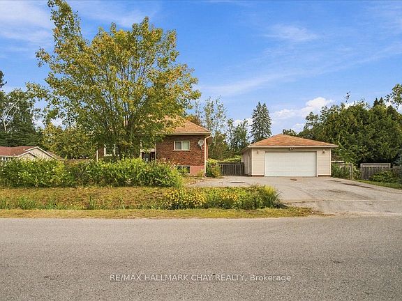 3rd image of 848 Lebanon Dr