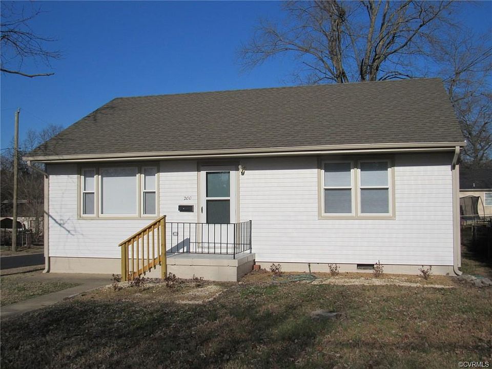 1st image of 200 N Kalmia Ave