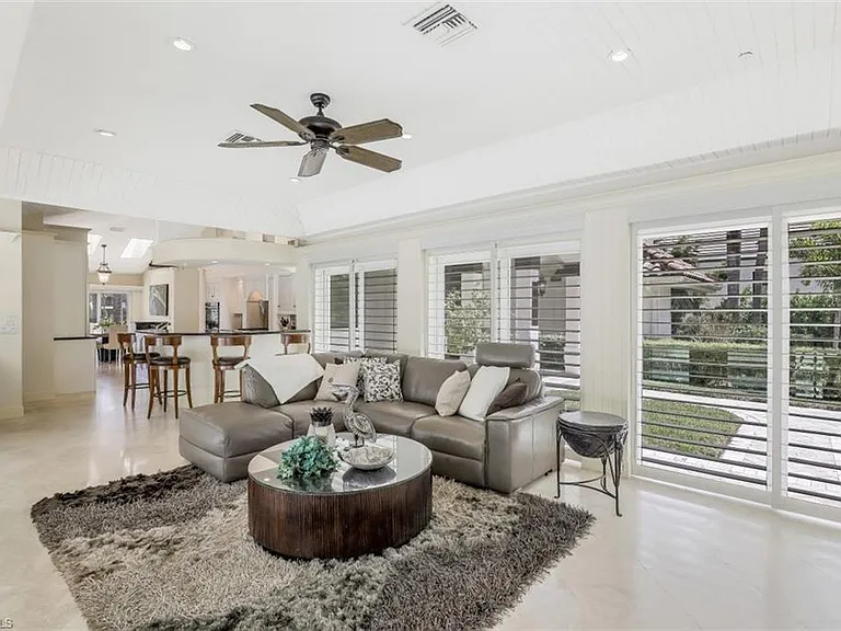 655 Galleon Dr — Photo 12