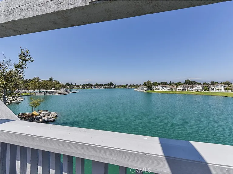 76 Fairlake #23 — Photo 61