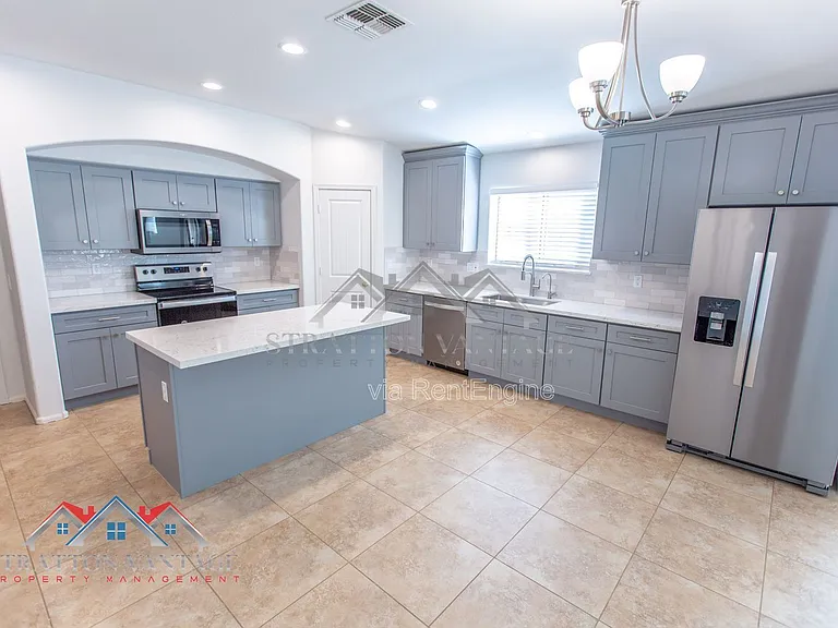 9096 N 97th Dr — Photo 14