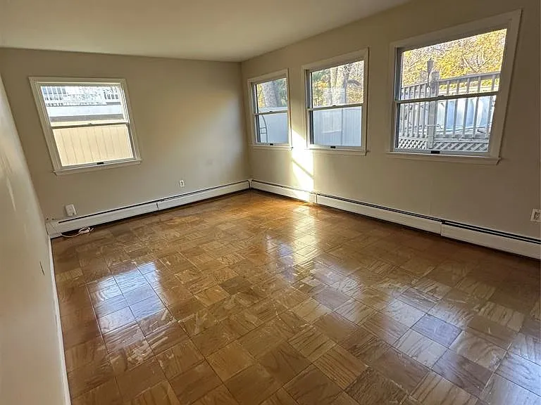 11 Brush Ct #11 — Photo 2