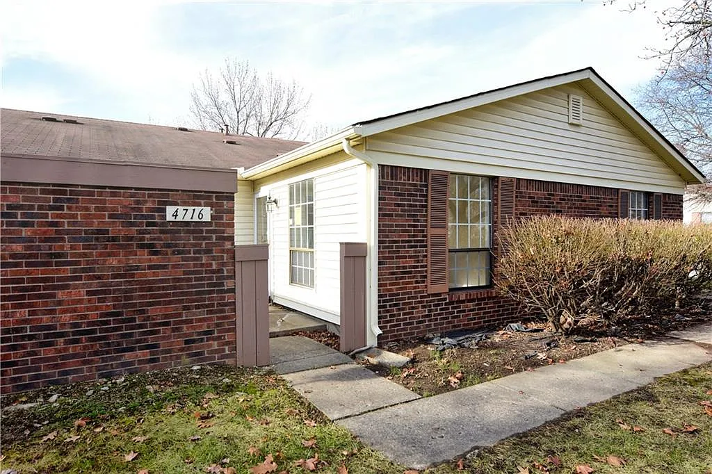 4716 Dorkin Ct photo 1