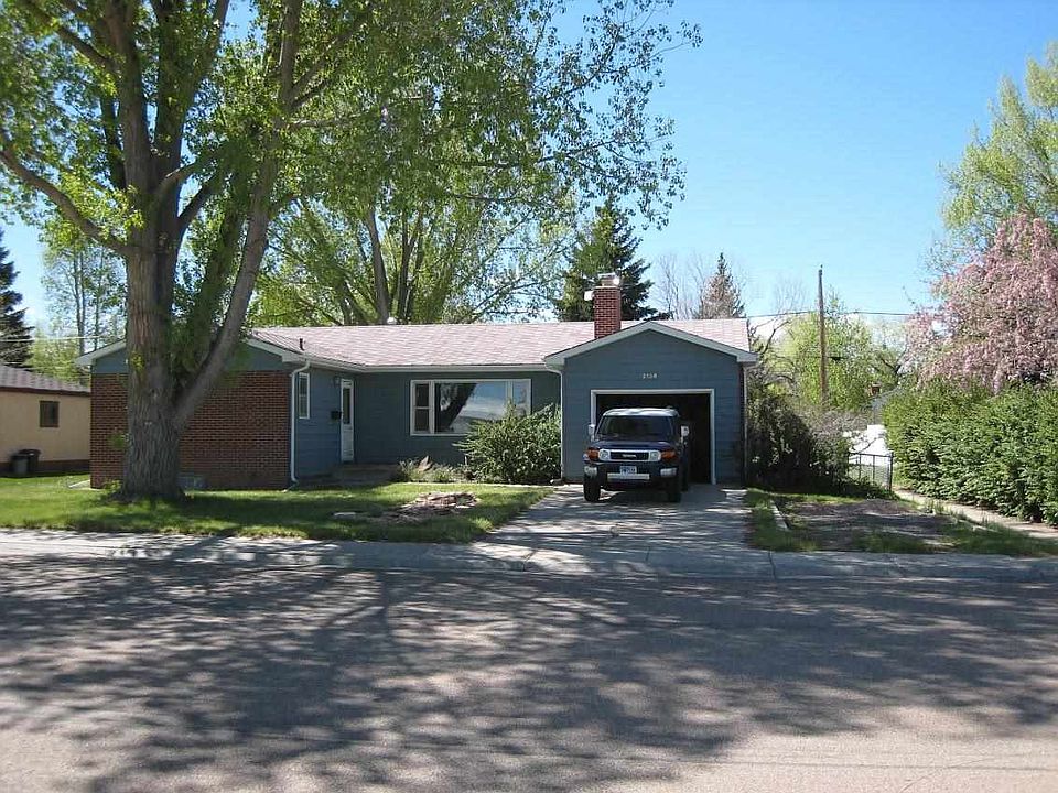 1st image of 2124 Rainbow Ave