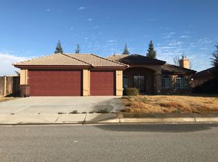 776 Golden Poppy Ct, Shafter, CA 93263