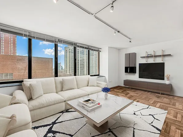 422 E 72nd St APT 22B, New York, NY 10021