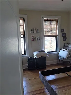 Rented by Alexiou Realty | media 9