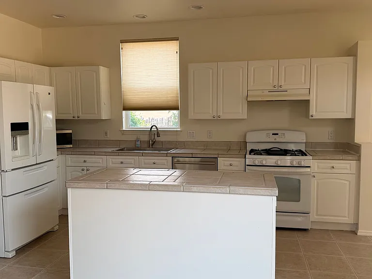 4309 Juniper Hill Ln — Photo 16