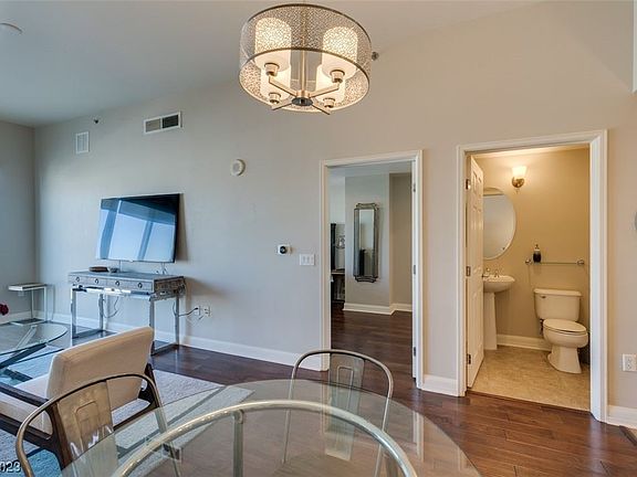 5th image of 150 Las Vegas Blvd N Unit 1618