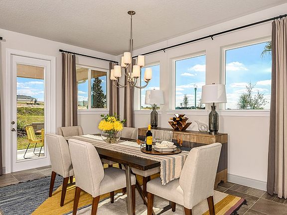 The Ryliewood - Dining