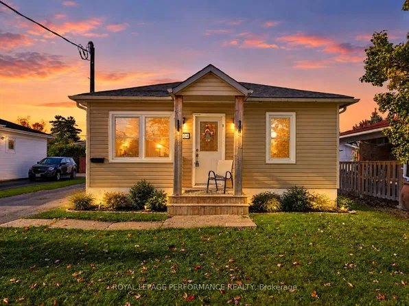 1404 Gallinger Ave, Cornwall, ON K6J 4T6