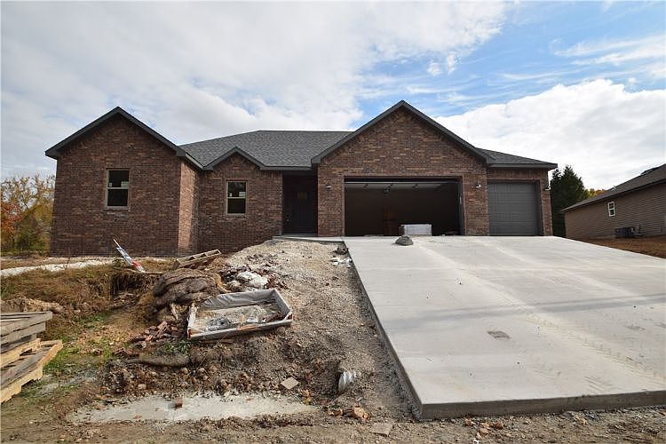 1st image of 59 Eriboll Ln