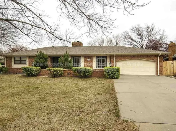 244 N Live Oak Ln, Wichita, KS 67206