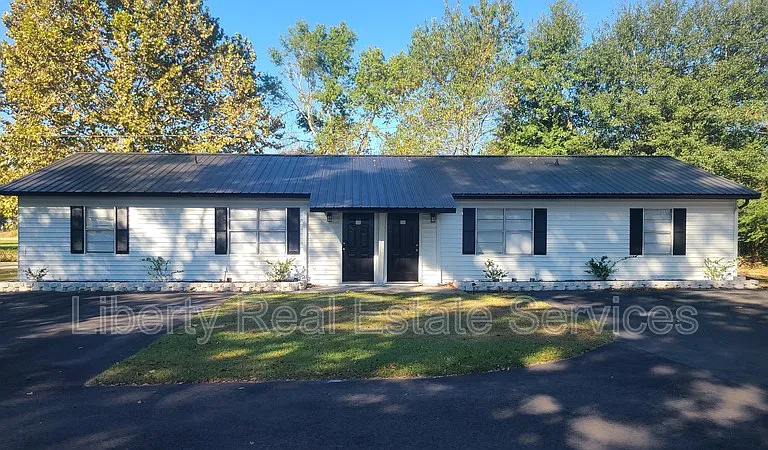 56 Live Oak Loop NE — Photo 1