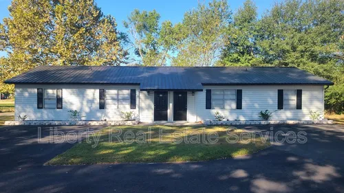 32 Live Oak Loop NE Photo 1