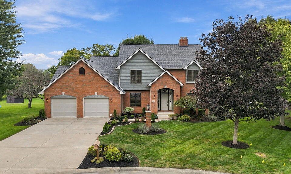 73rd image of 205 Falcon Dr