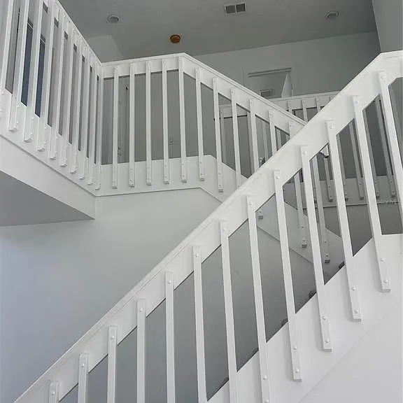 2608 Spring Hill Dr — Photo 23