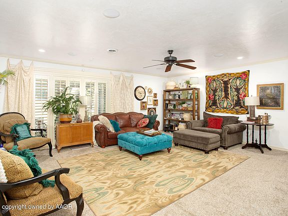 4th image of 5501 Berget Dr