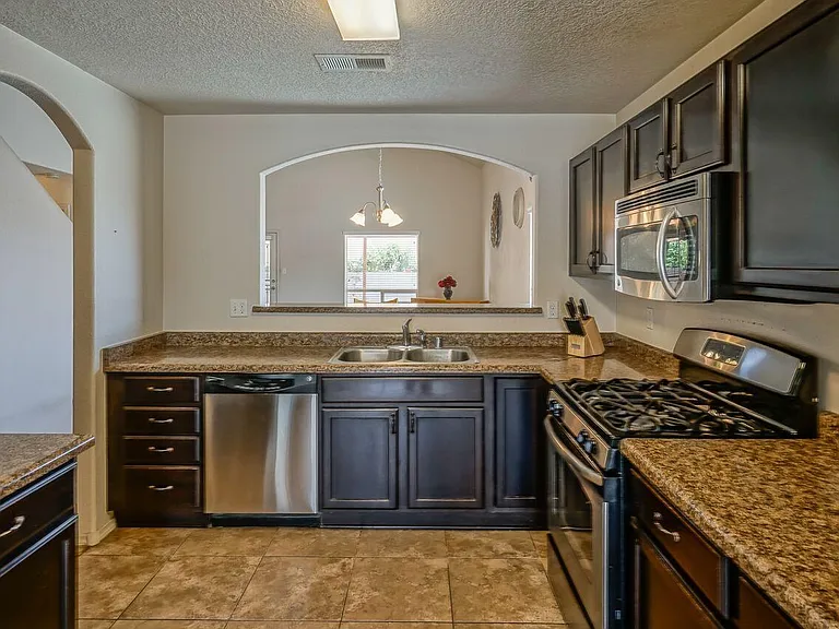 2045 N Ensenada Cir SE — Photo 8