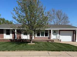1508 Van Fleet Ln, Great Bend, KS 67530