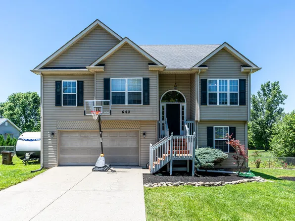 640 King Luke Ct, Berea, KY 40403
