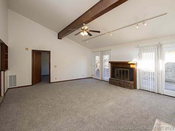 2nd image of 2937 W 62nd St