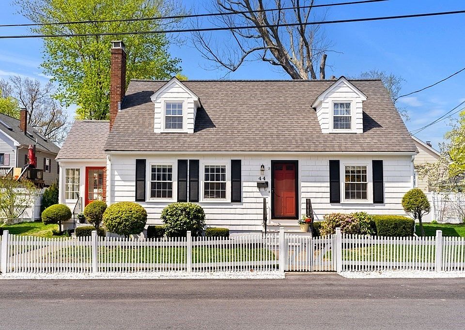 1st image of 44 Bayview St