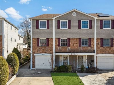 7221 244th St, Flushing, NY, 11362