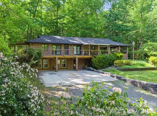 303 Brightwater Heights Dr, Hendersonville, NC 28791