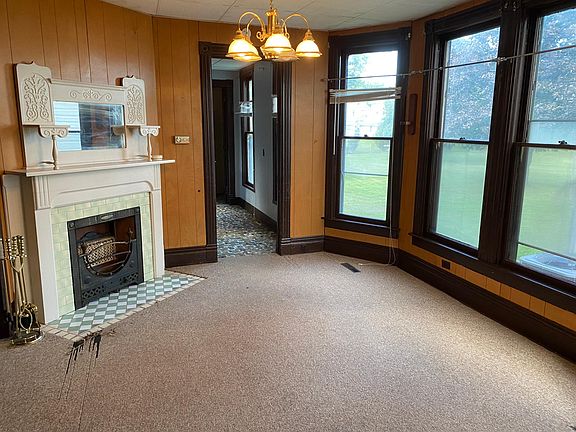 2nd image of 312 Coleman St #1