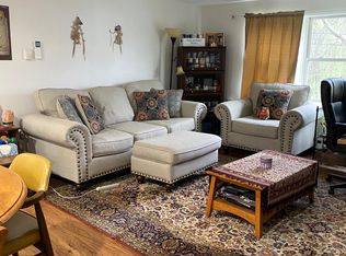 73 Riverlin St APT 2B, Millbury, MA 01527