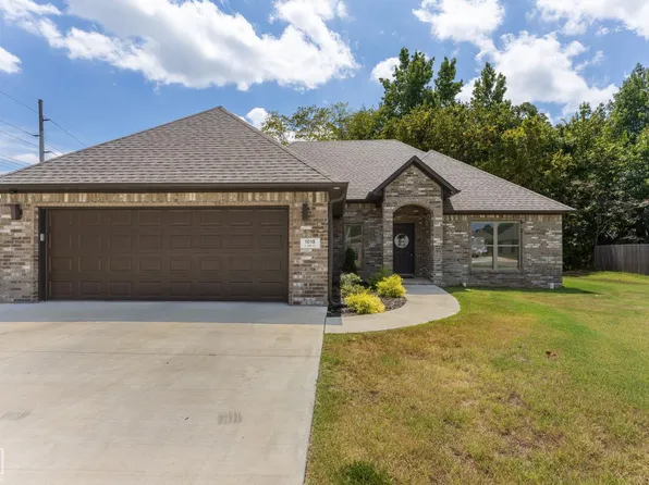 1018 S 59th St, Paragould, AR 72450