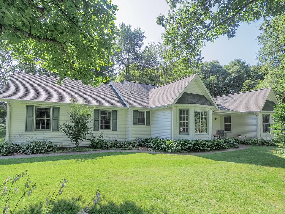 8865 Chadwick Lane-100