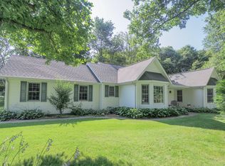 8865 Chadwick Ln, Kalamazoo, MI 49009