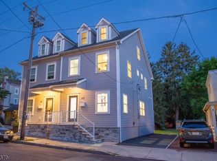47 Swan St, Lambertville, NJ 08530