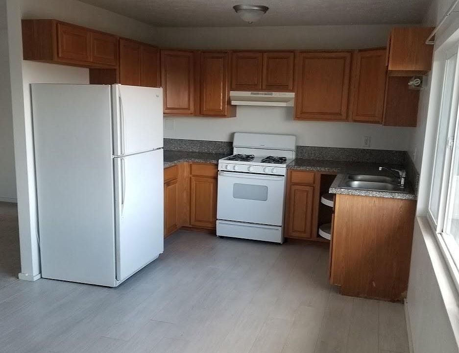 2nd image of 2150 Uluwehi St #2