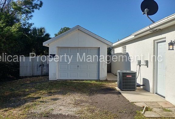 2nd image of 1113 Longbow Ave