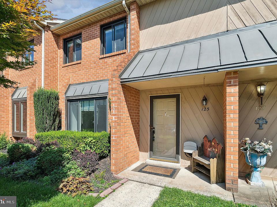 1st image of 125 Caernarvon Ct
