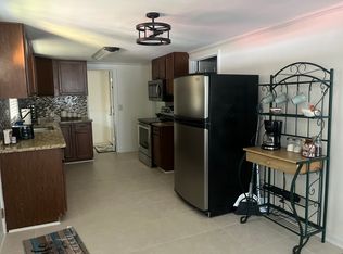 26375 Canal St, Elberta, AL 36530