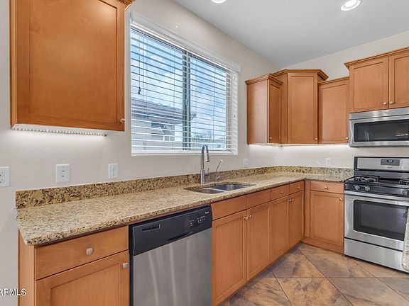 5th image of 1301 E EUCALYPTUS Lane