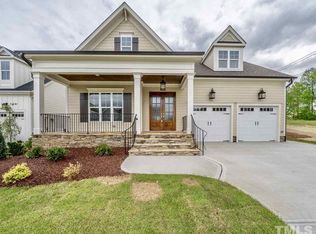 325 Fairway Vista Dr, Holly Springs, NC 27540