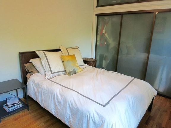 4th image of 1 Quincy St #2B