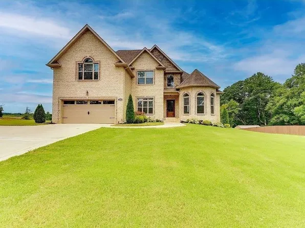 3994 Cooper Creek Rd, Woodlawn, TN 37191