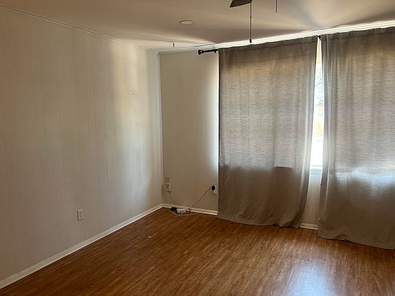 3rd image of 8205 Fremont Ave