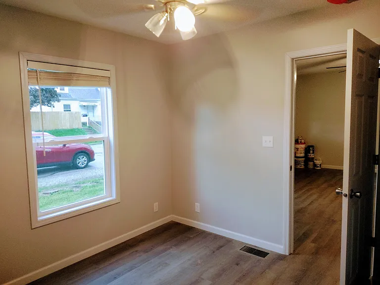 206 Central St — Photo 8