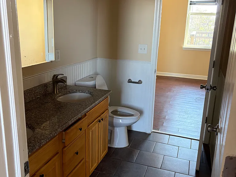 334 S Broad St #3 — Photo 6